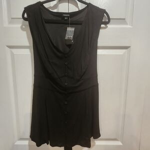 NEW ❤️ Torrid Black Sleeveless Button-Down blouse